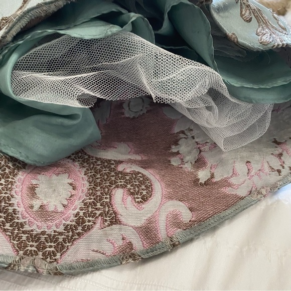 Alyce PARIS 2 PIECES FLORAL EMBROIDERED BROCADE HIGH RISE SKIRT HALTER TOP DRESS - Picture 10 of 10